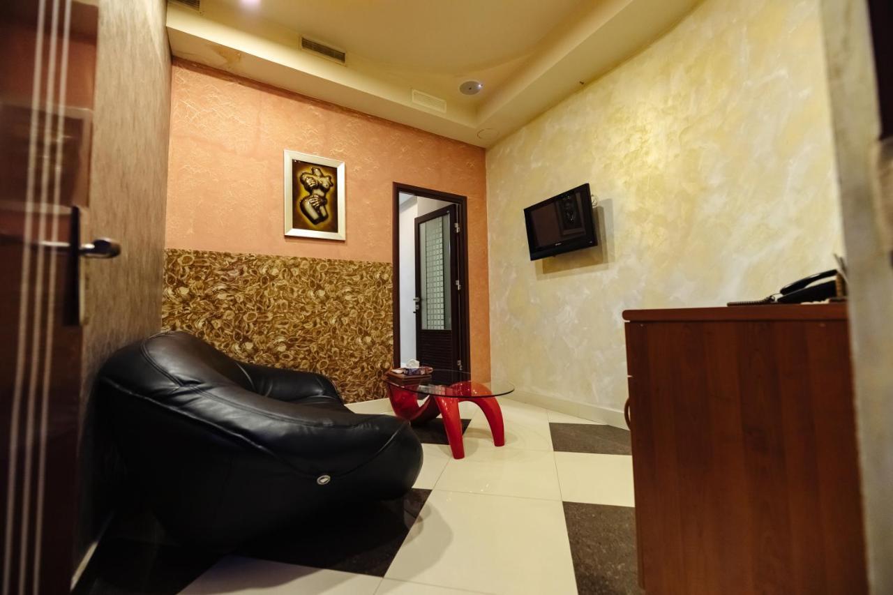 Golden Seconds Hotel Erévan Extérieur photo