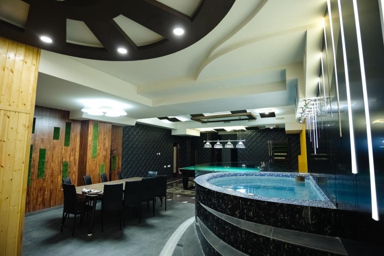 Golden Seconds Hotel Erévan Extérieur photo